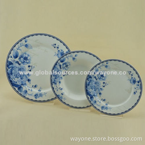 18-piece Porcelain Dinnerware Set, Blue and White Water Painting Design, Round Shape